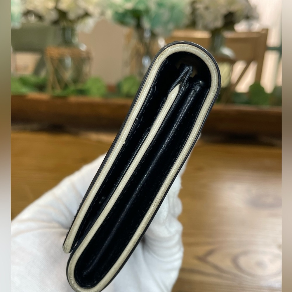 (Mt191) Authentic Prada Wallet - image 4